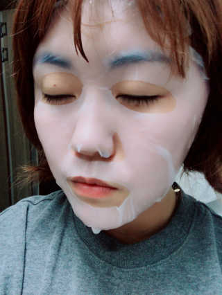 에슬레나 엑스트라 밸런싱 힐링 마스크 10장 — 5점을 준 리뷰어가 2017년 10월 올린 사용 사진