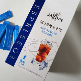 (주)쟈뎅 [쟈뎅] 에스프레소스틱 아이스블렌드 — 4점을 준 리뷰어가 2019년 5월 올린 사용 사진