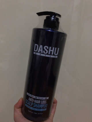 다슈코리아 다슈 데일리 단백질 한방 두피 골드 샴푸 1000ml — 5점을 준 리뷰어가 2019년 12월 올린 사용 사진