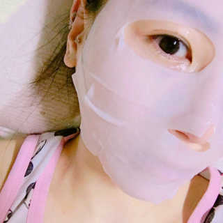 23years old 코쿤 윌로우 실키 마스크 — 5점을 준 리뷰어가 2018년 3월 올린 사용 사진