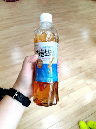 웅진식품 19년 하늘보리 열두보리 스페셜 에디션 — 5점을 준 리뷰어가 2019년 7월 올린 사용 사진