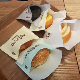 삼송빵집 부천점 [삼송빵집 부천역사점]삼송빵집 특별세트 — 4점을 준 리뷰어가 2019년 10월 올린 사용 사진