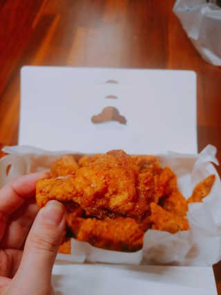 [치킨마루]-  빠사칸윙봉현미 + 콜라 500ml — 5점을 준 리뷰어가 2019년 7월 올린 사용 사진