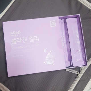 네츄럴굿띵스 태반 콜라겐 젤리 15포 — 5점을 준 리뷰어가 2018년 10월 올린 사용 사진