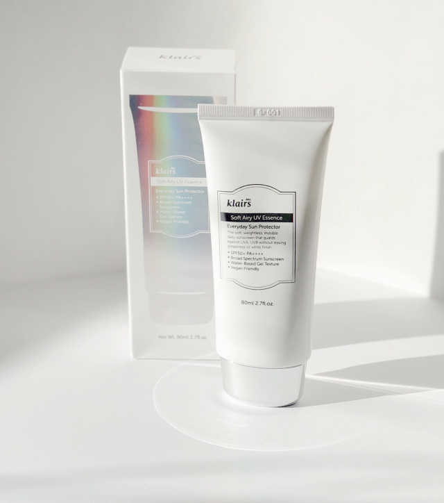 소프트 에어리 UV 에센스 SPF 50 PA ++++ 리뷰 사진