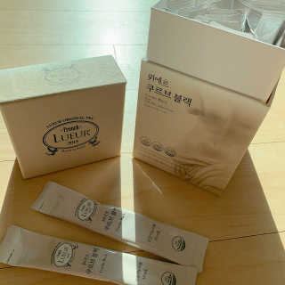 [하우투잇] 뤼에르 쿠르브 블랙 10ml x 30포 총 300ml — 3.5점을 준 리뷰어가 2020년 2월 올린 사용 사진