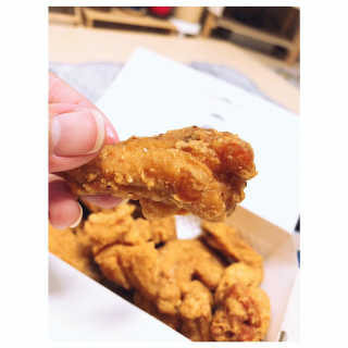 [치킨마루]-  빠사칸윙봉현미 + 콜라 500ml — 5점을 준 리뷰어가 2019년 7월 올린 사용 사진