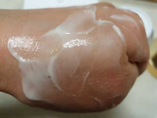 비엠비코 퀸79 노블 골드 크림 — 5점을 준 리뷰어가 2020년 1월 올린 사용 사진