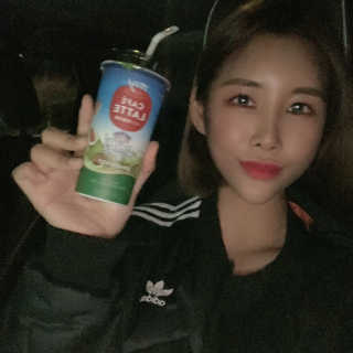 마이카페라떼 말차 아몬드브리즈 7개입 — 4.5점을 준 리뷰어가 2019년 11월 올린 사용 사진