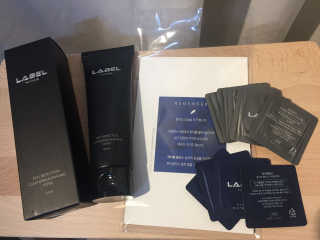 레이블옴므-labelhomme 포 리펙션 클렌징&쉐이빙 폼 — 3.5점을 준 리뷰어가 2017년 1월 올린 사용 사진