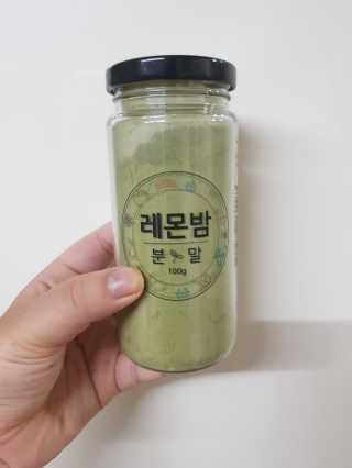 초능력 국내산 레몬밤 분말 — 5점을 준 리뷰어가 2019년 8월 올린 사용 사진