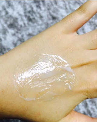 클라뷰 씨티 디펜서 SPF50 PA+++ — 4점을 준 리뷰어가 2016년 10월 올린 사용 사진