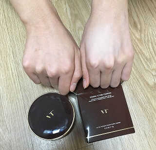 브이티 코스메틱 브이티 더블 커버 쿠션 — 4.5점을 준 리뷰어가 2016년 12월 올린 사용 사진