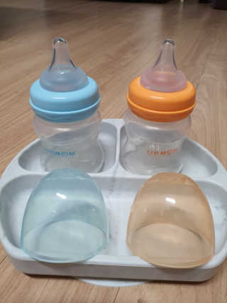 유비맘 신생아젖병 120ml 트리플팩_ 젖꼭지 포함 — 5점을 준 리뷰어가 2020년 3월 올린 사용 사진