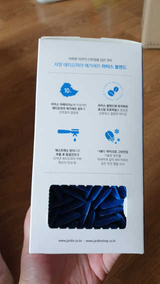(주)쟈뎅 [쟈뎅] 에스프레소스틱 아이스블렌드 — 5점을 준 리뷰어가 2019년 5월 올린 사용 사진