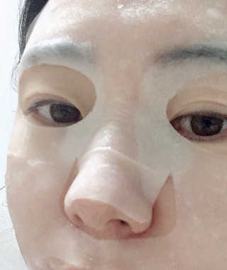 로벡틴 닥터 마스크 시카 — 5점을 준 리뷰어가 2019년 10월 올린 사용 사진