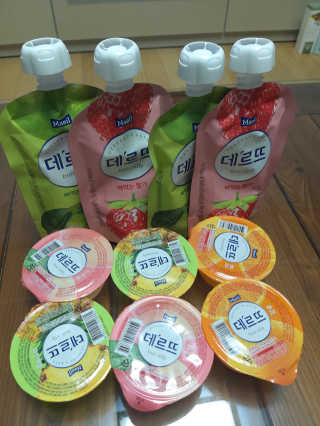 데르뜨 떠먹는 과일 3종, 짜먹는 과일 2종 총 10개 체험 — 5점을 준 리뷰어가 2020년 3월 올린 사용 사진