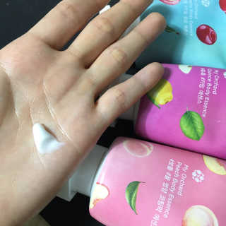[후르디아] 과즙 뿜뿜 꿀보습 바디 에센스 3종 세트 — 5점을 준 리뷰어가 2020년 1월 올린 사용 사진