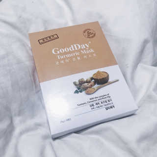 GoodDay Skincare GoodDay 강황 마스크 — 5점을 준 리뷰어가 2019년 6월 올린 사용 사진