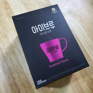 한국맥널티 아이브루 헤이즐넛향 100T — 5점을 준 리뷰어가 2019년 10월 올린 사용 사진