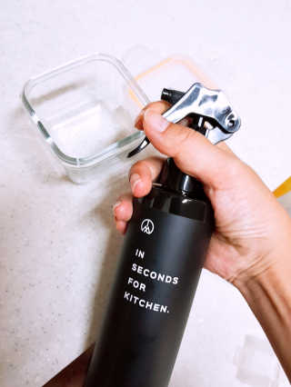 PEACE MOMENT 피스모먼트 인세컨즈포키친 320mL 천연살균소독제 — 5점을 준 리뷰어가 2018년 10월 올린 사용 사진