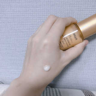 아이소이 불가리안 로즈 인텐시브 리프팅 세럼 20ml 탄력세럼 — 5점을 준 리뷰어가 2018년 10월 올린 사용 사진