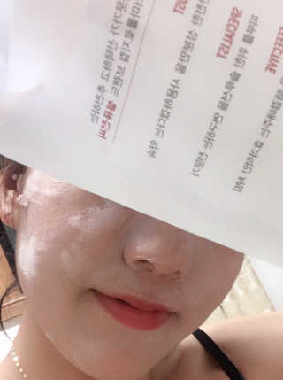 셀퓨전씨 트리악 포어 딜리트 버블 팩 — 4.67점을 준 리뷰어가 2018년 4월 올린 사용 사진