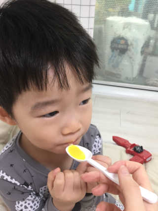 오메가-3스무디 [오메가스무디] 짜먹는 오메가3 DHA 임산부 어린이 — 4.5점을 준 리뷰어가 2019년 1월 올린 사용 사진