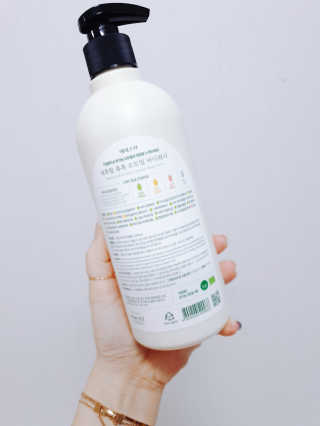 (주)에네스티 내추럴 촉촉  오트밀 바디워시 500ml — 5점을 준 리뷰어가 2020년 3월 올린 사용 사진