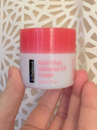 Wishtrend Acid-Duo 히비스커스 63 크림 — 5점을 준 리뷰어가 2019년 11월 올린 사용 사진