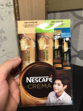 네스카페 코리아 네스카페 크레마 — 5점을 준 리뷰어가 2018년 1월 올린 사용 사진