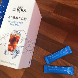 (주)쟈뎅 [쟈뎅] 에스프레소스틱 아이스블렌드 — 5점을 준 리뷰어가 2019년 4월 올린 사용 사진