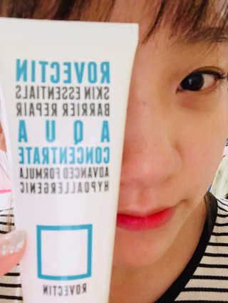 로벡틴 배리어 리페어 아쿠아 컨센트레이트 — 4.5점을 준 리뷰어가 2019년 5월 올린 사용 사진