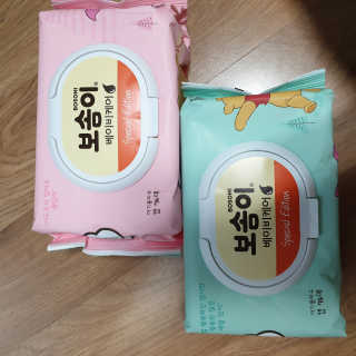 보솜이 아기물티슈 베이비케어 푸에디션 캡 74매 10입 — 4점을 준 리뷰어가 2019년 4월 올린 사용 사진
