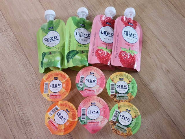 데르뜨 떠먹는 과일 3종, 짜먹는 과일 2종 총 10개 체험 리뷰 사진