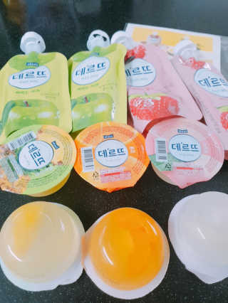 데르뜨 떠먹는 과일 3종, 짜먹는 과일 2종 총 10개 체험 — 5점을 준 리뷰어가 2020년 3월 올린 사용 사진