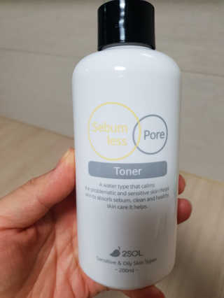 이솔화장품 이솔 세범 리스 포어 토너 200ml — 5점을 준 리뷰어가 2018년 8월 올린 사용 사진