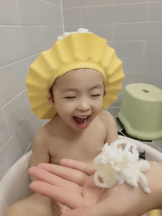 꼬모조이 탱글탱글 구름 콩순이 버블바스 — 5점을 준 리뷰어가 2019년 11월 올린 사용 사진