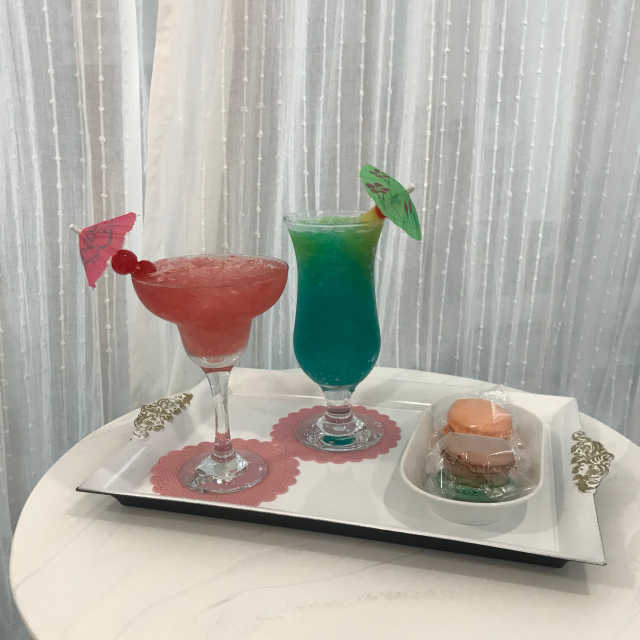 [커피하와이] 음료2잔+케이크 or 마카롱 리뷰 사진