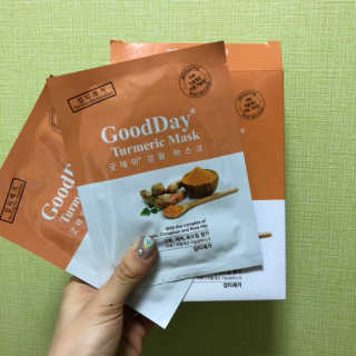 GoodDay Skincare GoodDay 강황 마스크 — 2.5점을 준 리뷰어가 2019년 6월 올린 사용 사진