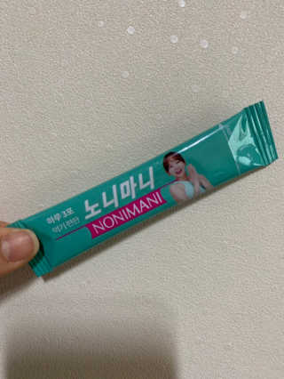 정찬우 꽐라만시 [띵보몰]건강환 습관 노니마니 스틱 1Box — 4점을 준 리뷰어가 2019년 5월 올린 사용 사진