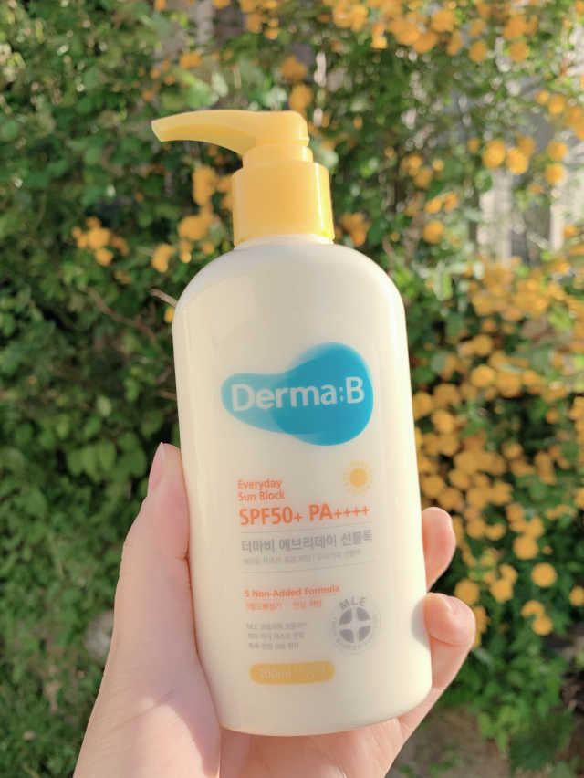 더마비 에브리데이 선블록 SPF50+ PA++++ 리뷰 사진