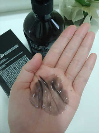 the naked object [탈모볼륨샴푸] 디블랙 팩 샴푸 — 5점을 준 리뷰어가 2019년 12월 올린 사용 사진