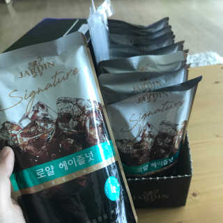 (주)쟈뎅 쟈뎅 시그니처 블랙, 헤이즐넛 230ml — 4.17점을 준 리뷰어가 2018년 6월 올린 사용 사진