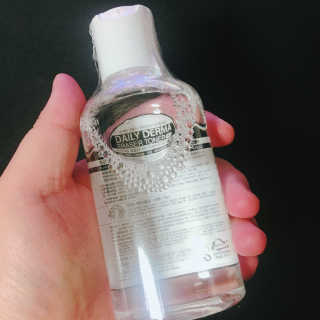 나이팅게일 광채토너130ml+더마 드레싱 코튼 100 SET — 4.83점을 준 리뷰어가 2018년 5월 올린 사용 사진