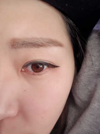 니코피 퍼펙트 엣지 아이라이너 — 5점을 준 리뷰어가 2019년 12월 올린 사용 사진
