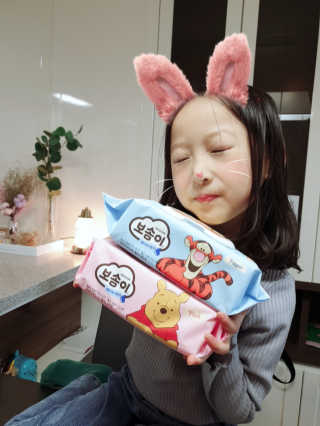 보솜이 아기물티슈 베이비케어 푸에디션 캡 74매 10입 — 5점을 준 리뷰어가 2019년 4월 올린 사용 사진