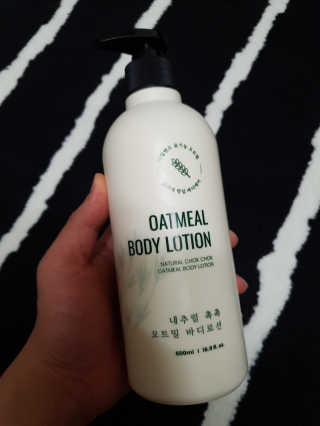 (주)에네스티 내추럴 촉촉  오트밀 바디로션 500ml — 5점을 준 리뷰어가 2020년 1월 올린 사용 사진