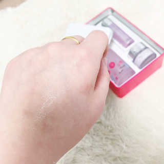 아이소이 잡티세럼 대용량 i♡i 아이러브아이 리미티드 에디션 — 5점을 준 리뷰어가 2018년 5월 올린 사용 사진
