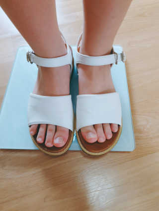 분홍코끼리 Vol.2 신어봐 경량 탄력샌들 — 5점을 준 리뷰어가 2019년 5월 올린 사용 사진